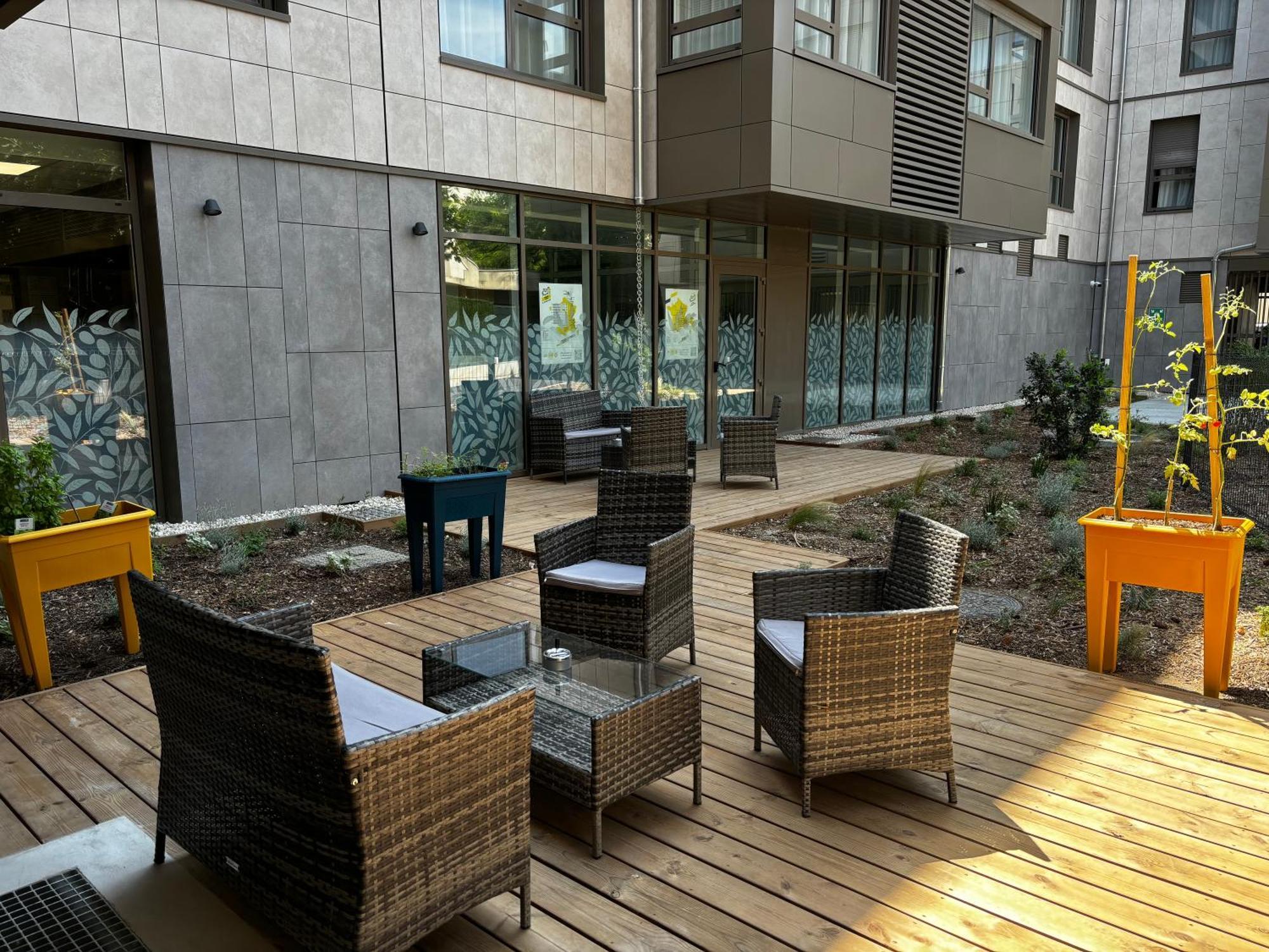 Residence Services Oh Activ Avignon Exterior photo